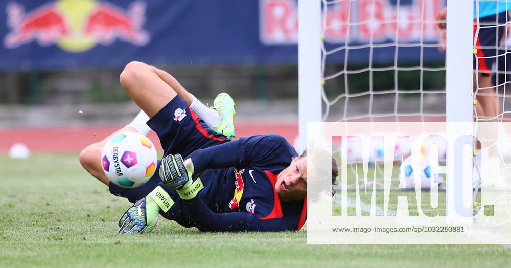 RB Leipzig Italy training camp Bruneck, 21 07 2023, Sportpark Reiperting Reischach, Football, RB Leipzig GER Bundesliga training camp in South Tyrol Italy , In the picture goalkeeper Örjan Nyland , Picture Point