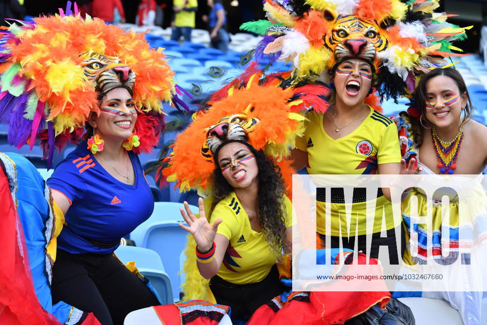 July 25 Sydney, Australia Columbia fans pose for a photograph prior to the start of the FIFA Women s World Cup 2023. Sydney Australia - ZUMAr188 0300158776st