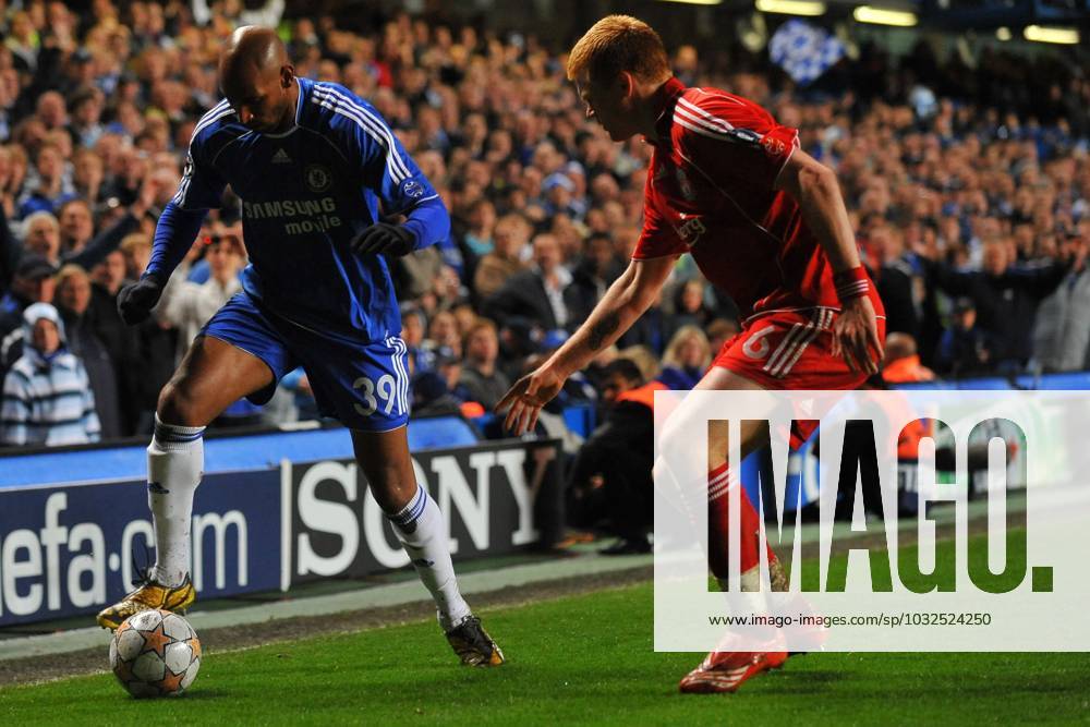 UEFA Champions League Soccer match, Semi Final, Chelsea vs Liverpool Chelsea s Nicolas Anelka during the UEFA Champions League Soccer match, Semi Final, Second Leg, Chelsea vs Liverpool at the Stamford Bridge in London, UK on April 30, 2008. Chelsea won 3-2. Chelsea reach his first Champions League final. Photo by Steeve McMay Cameleon ABACAPRESS.COM London -