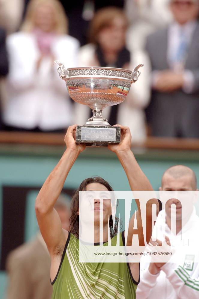 French Tennis open men finale at Roland Garros arena in Paris Spain Rafael Nadal won 6-7, 6-1, 6-4, 7-5 against Argentinian Mariano Puerta in the French Tennis open at Roland Garros arena, in Paris, on June 5, 2005. Photo by Gorassini-Zabulon CAMELEON ABACA. Paris France
