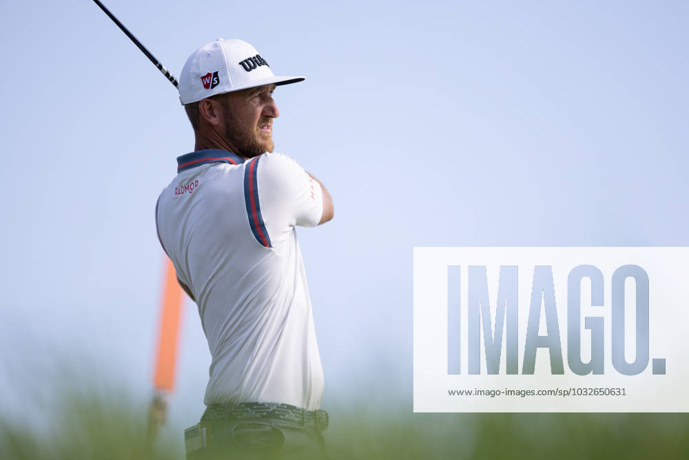 BLAINE, MN - JULY 28: Kevin Chappell hits a tee shot on the fourteenth hole during the second round of the 3M Open at TPC Twin Cities on July 28, 2023 in Blaine, Minnesota. (Photo by Bailey Hillesheim Icon Sportswire) GOLF: JUL 28 PGA, Golf Herren - 3M Open Round 2 Icon2307280093