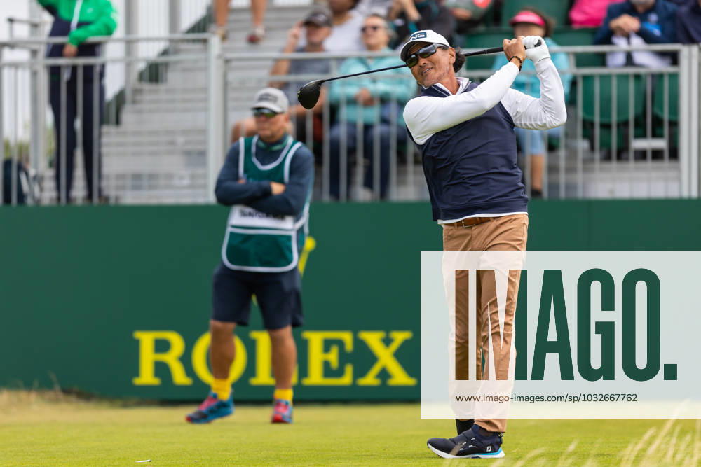 29th July 2023; Royal Porthcawl, Porthcawl, Bridgend, Wales: Senior Open Championship, Round 3; USA& x2019;s Ken TANIGAWA drives off the first tee. ActionPlus12536832 DanxMinto