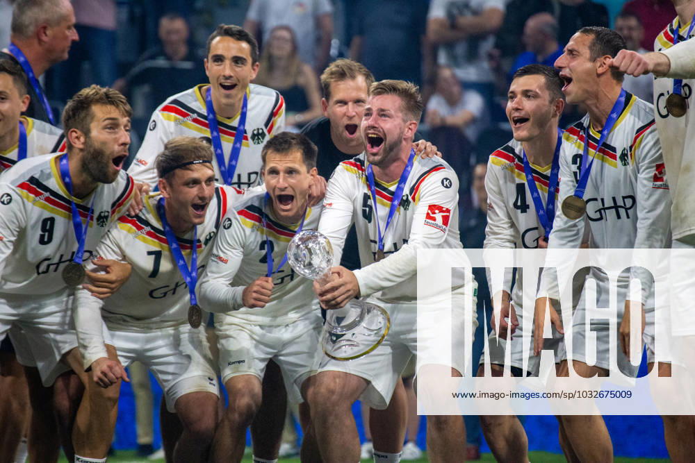 Fistball World Championship from 22 07 to 29 07 2023 in Mannheim Germany is fistball world champion In the final the German team beat Austria in 4 0 sets