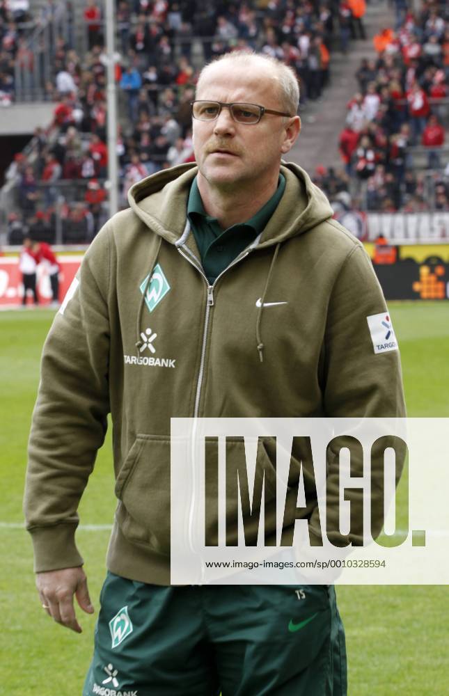 Deutschland, Fussball, 1.Bundesliga, 29. Spieltag, Saison 2011 2012,1. FC Köln vs Werder Bremen, 07.04.2012, Rheinenergiestadion Köln, Thomas Schaaf, Werder Bremen,