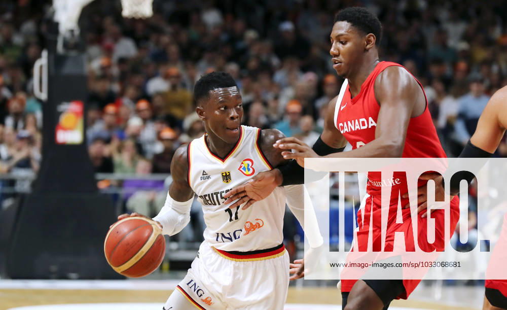 Dennis Schröder GER , R J Barrett duel match scene action sport basketball DBB national team men international match season 2023 2024 09 08 2023 Germany GER vs Canada CAN