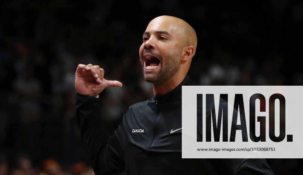 Coach Jordi Fernandez CAN shouting, pointing, gesturing action upper body sports basketball DBB national team men international match season 2023 2024 09 08 2023 Germany GER vs Canada CAN