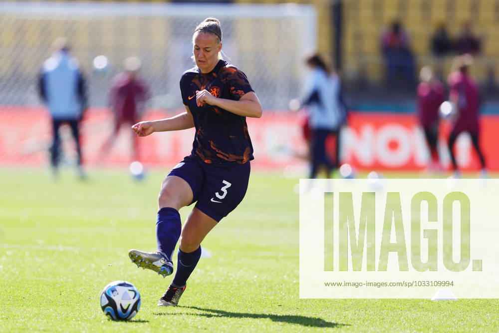 WWC23 QTR FINAL SPAIN NETHERLANDS, Stefanie Van Der Gragt of the Netherlands warms up ahead of the FIFA Women s World Cup 2023 Quarter Final soccer match between Spain and the Netherlands in Wellington, New Zealand, Friday, August 11, 2023. ( NO ARCHIVING, , NO USE IN BOOKS WITHOUT CONSENT WELLINGTON NEW ZEALAND