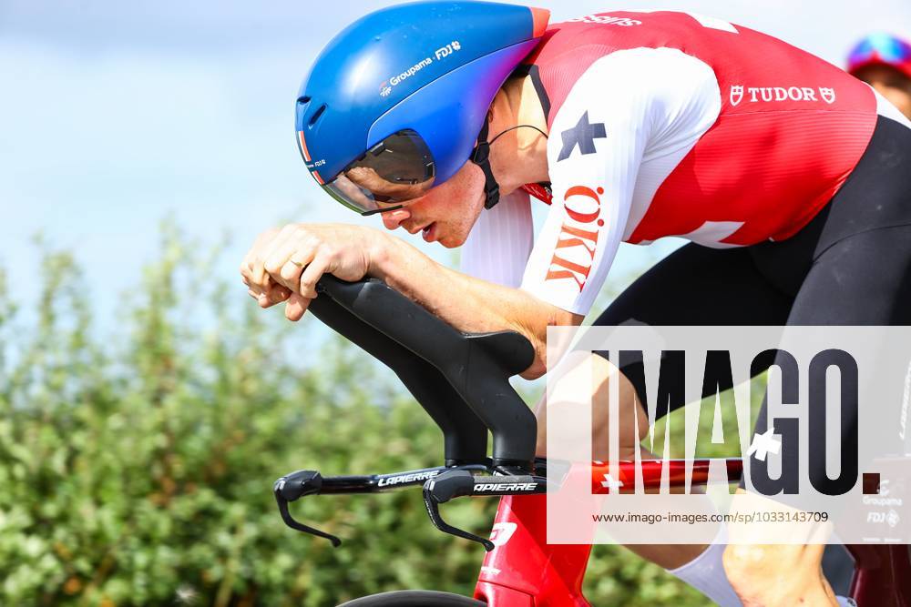 Swiss Stefan Kung of Groupama-FDJ pictured in action during the elite men time trial race at the UCI World Championships Cycling, in Glasgow, Scotland, Friday 11 August 2023. UCI organizes the worlds with all cycling disciplines, Road cycling, Rad, Radsport, Strasse indoor cycling, mountain bike, BMX racing, road para-cycling and indoor para-cycling, in Glasgow from 03 to 13 August. DAVIDxPINTENS x71919267x