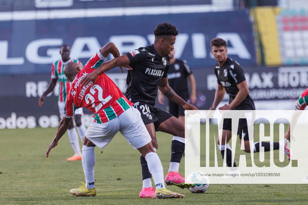 Nelson Da Luz in a duel with Leo Cordeiro during Liga Portugal 23 24 game between CF Estrela Amadora and Vitoria SC at Estadio Jose Gomes, Amadora, Lisbon, Portugal. (Maciej Rogowski) Lisbon Estadio Jose Gomes Portugal