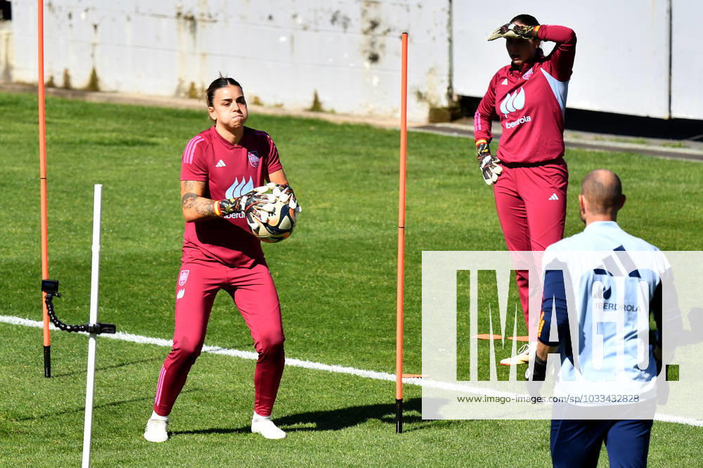 FIFA Fußball Frauen WM 2023, Nationalteam Spanien Training WWC23 SPAIN TRAINING, Misa Rodriguez (left) is seen during Spain team training session at Leichhardt Oval, in Sydney, Thursday, August 17, 2023. ( NO ARCHIVING, , NO USE IN BOOKS WITHOUT CONSENT SYDNEY NSW AUSTRALIA