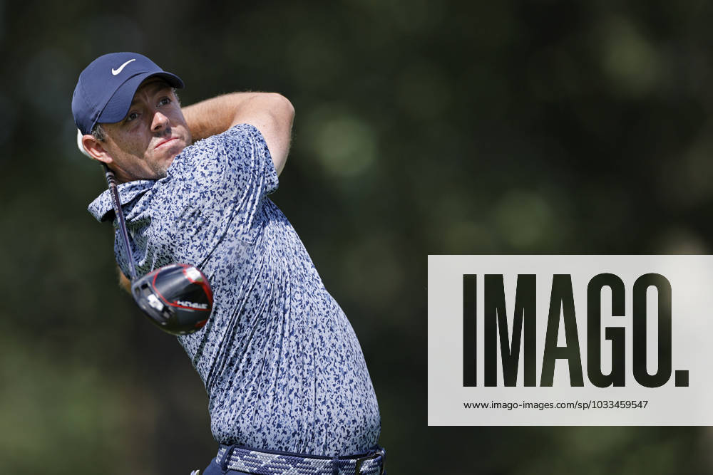 OLYMPIA FIELDS, IL - AUGUST 17: Rory McIlroy of Northern Ireland hits a drive at the 15th hole during the first round of the BMW Championship at Olympia Fields Country Club on August 17, 2023 in Olympia Fields, Illinois. (Photo by Joe Robbins Icon Sportswire) GOLF: AUG 17 PGA, Golf Herren - BMW Championship Icon5732308170111