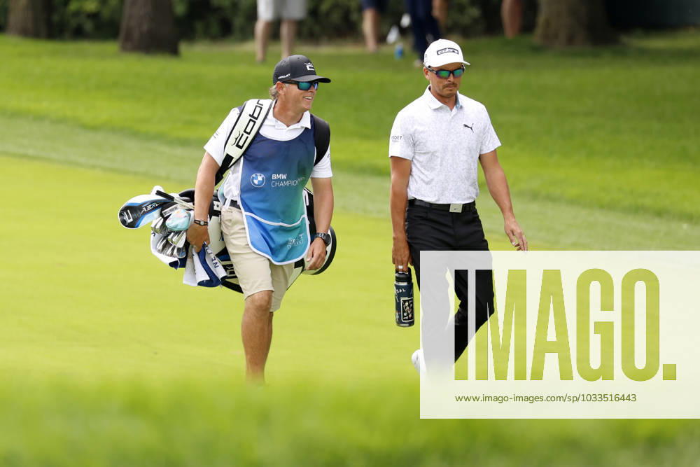 OLYMPIA FIELDS, IL - AUGUST 19: PGA, Golf Herren golfer Rickie Fowler walks the first hole during the third round of the BMW Championship Fed Ex Cup Playoffs on August 19th, 2023, at Olympia Fields Country Club in Olympia Fields, Illinois. (Photo by Brian Spurlock Icon Sportswire) GOLF: AUG 19 PGA - BMW Championship Icon230819009