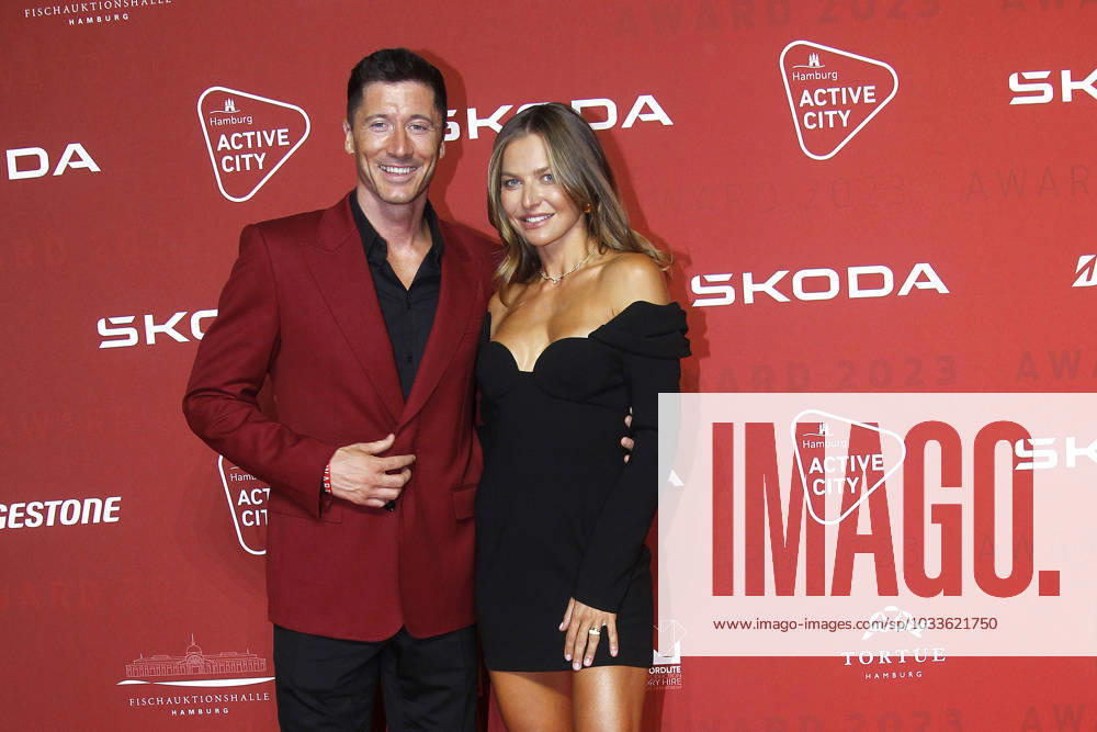 Robert Lewandowski and his wife Anna at the Sport Bild Award ceremony on 21 08 2023 in Hamburg Sport Bild Award 2023 ceremony in Hamburg