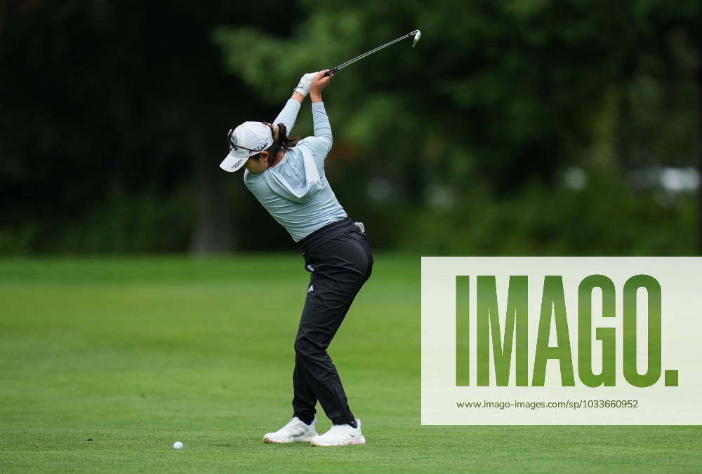 Rose Zhang, of the U.S., hits her second shot from the fairway on the second hole during the pro-am at the LPGA, Golf Damen CPKC Canadian Women s Open golf tournament, in Vancouver, on Wednesday, August 23, 2023. Canada News - August 23, 2023 - ZUMAc35_ 20230823_zaf_c35_066