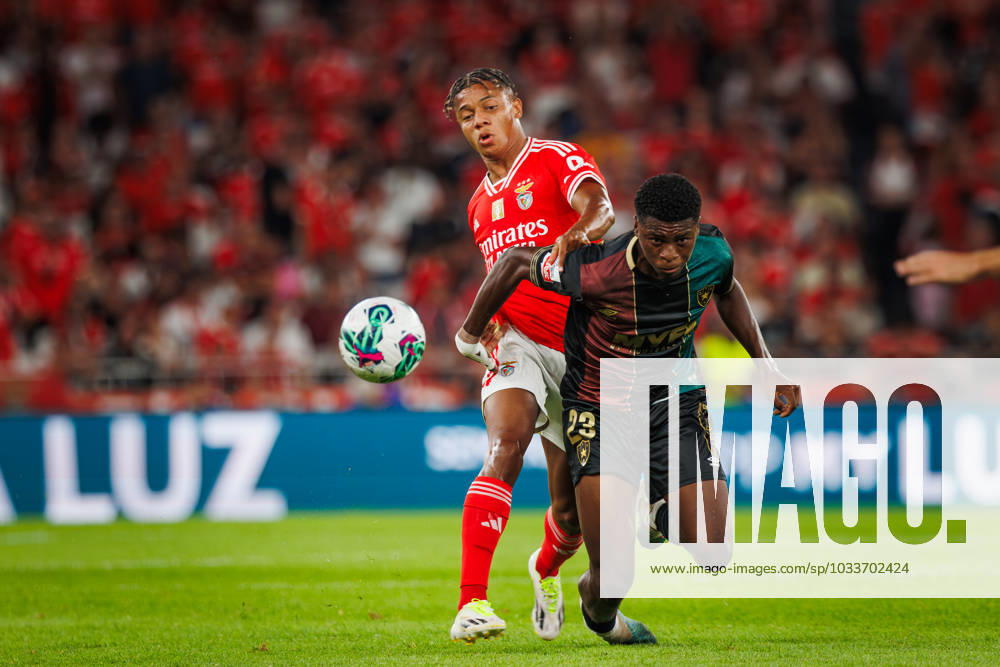 David Neres, Manuel Keliano during Liga Portugal 23 24 game between SL Benfica and CF Estrela Amadora at Estadio Da Luz, Lisbon, Portugal. (Maciej Rogowski) Lisbon Estadio Da Luz Portugal
