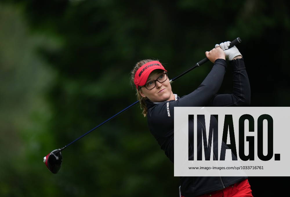 Brooke Henderson, of Canada, hits her tee shot on the fourth hole during the second round at the LPGA, Golf Damen CPKC Canadian Women s Open golf tournament, in Vancouver, on Friday, August 25, 2023. Canada News - August 25, 2023 - ZUMAc35_ 20230825_zaf_c35_048