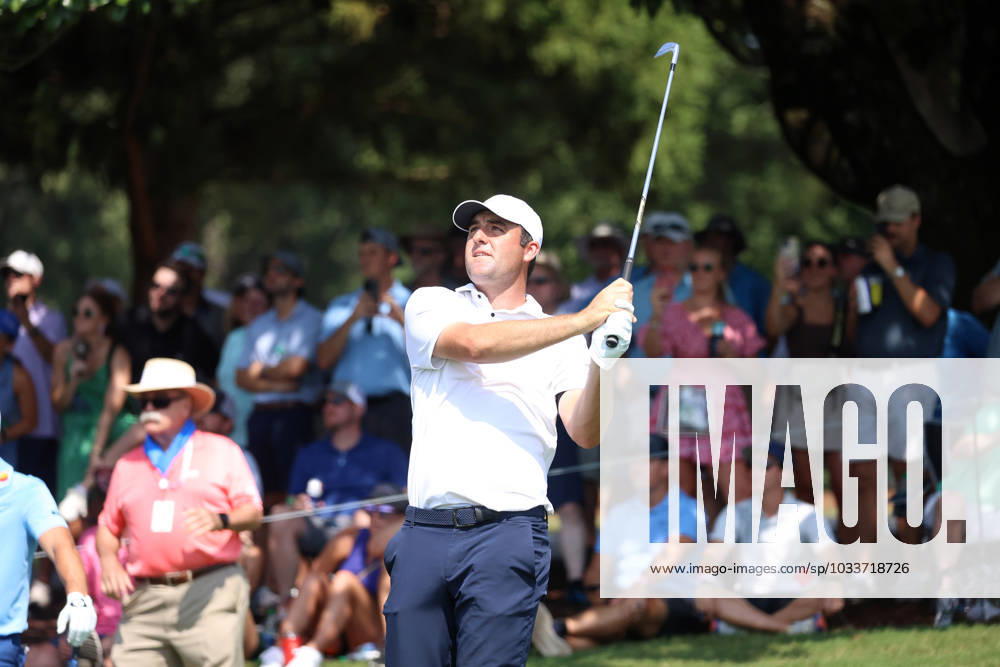 ATLANTA, GA - AUGUST 25: Scottie Scheffler during the second round of the 2023 Tour Championship on August 25, 2023 at East Lake Golf Club in Atlanta, Georgia. (Photo by Michael Wade Icon Sportswire) GOLF: AUG 25 PGA, Golf Herren - TOUR Championship Icon23082503