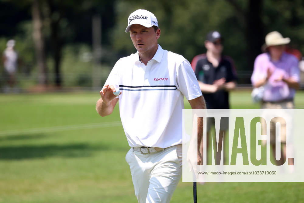 ATLANTA, GA - AUGUST 25: Russell Henley during the second round of the 2023 Tour Championship on August 25, 2023 at East Lake Golf Club in Atlanta, Georgia. (Photo by Michael Wade Icon Sportswire) GOLF: AUG 25 PGA, Golf Herren - TOUR Championship Icon23082530