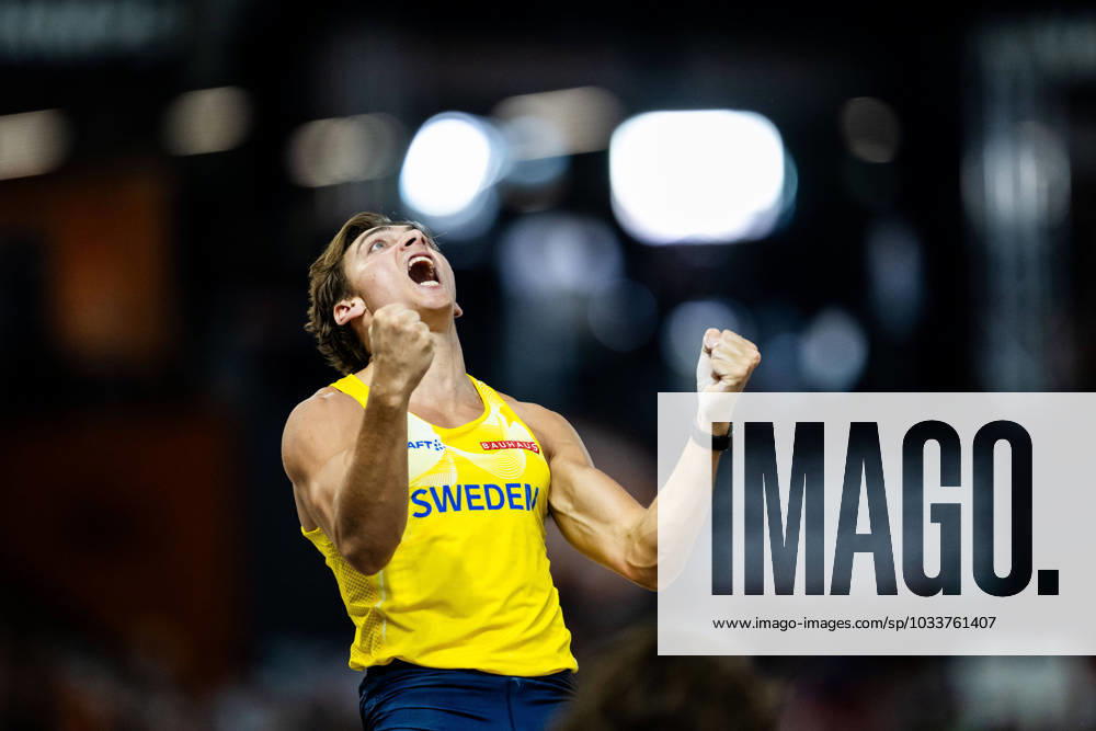 Armand Duplantis of Sweden celebrates when competing in men?s pole vault final during day 8 of the 2023 World Athletics Championships on August 26, 2023 in Budapest Photo Vegard Grott BILDBYRAN kod VG JM0525 bbeng friidrott athletics friidrett 2023 world athletics championships world athletics championships budapest23 friidrotts vm friidretts vm vm jubel