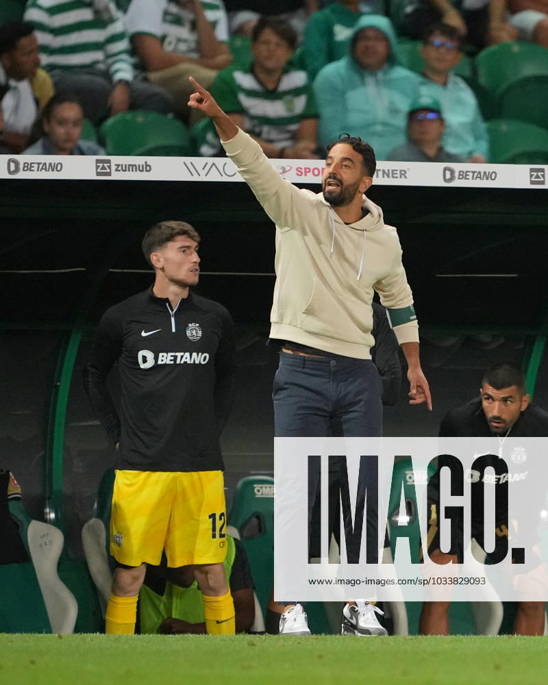 Sporting CP v FC Famalicao - Liga Portugal BETCLIC - 3ª Jornada Ruben Amorim, tà cnico do Sporting CP durante partida entre Sporting CP v FC Famalicao valida pela Liga Portugal BETCLIC - 3ª Jornada no Estadio Josà Alvalade, Lisboa Portugal (Foto de Pedro Loureiro Avant Sports) Lisboa Estadio Josà Alvalade Portugal