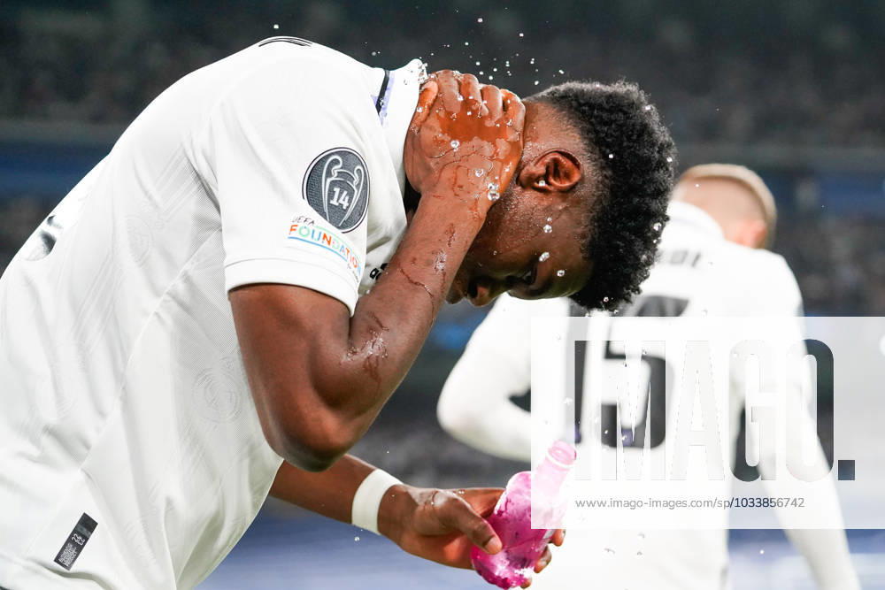 Real Madrid CF v FK Shajtar Donetsk - Champions League MADRID, SPAIN, OCTOBER 5: Aurelien Tchouameni during the UEFA Champions League group stage match between Real Madrid CF and FK Shajtar Donetsk at Estadio Santiago Bernabeu on October 5, 2022 in Madrid, Spain. Madrid Santiago Bernabeu Madrid Spain