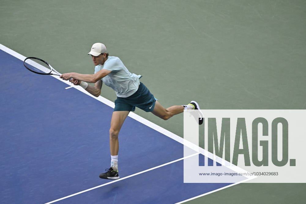 Tennis : Us Open 2023 - Jannick Sinner - Italie Tennis : US open 2023 - 02 09 23 ChrysleneCaillaud Panoramic