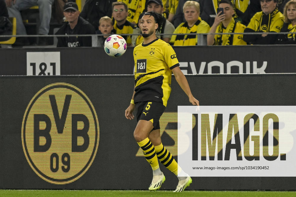Ramy Bensebaini 5, Borussia Dortmund action single image crop 01 09 2023 football, 1 Bundesliga, Borussia Dortmund vs 1 FC Heidenheim 1846, Signal Iduna Park, Dortmund, NRW Germany