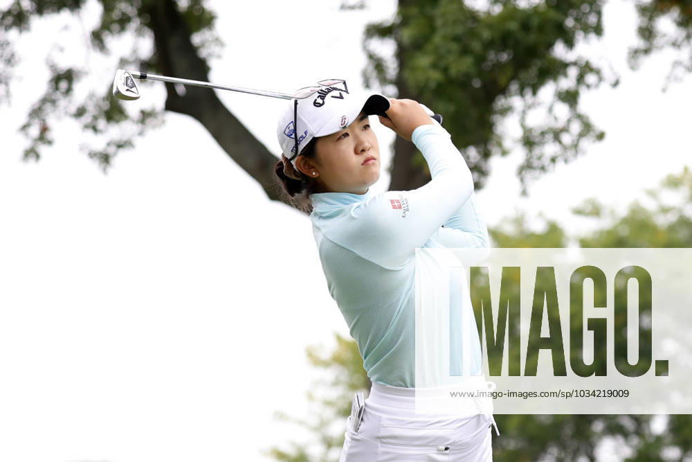 CINCINNATI, OH - SEPTEMBER 08: LPGA, Golf Damen golfer Rose Zhang hits her tee shot on the 9th hole during the second round of the Kroger Queen City Championship at the Kenwood Country Club in Cincinnati, Ohio. (Photo by Brian Spurlock Icon Sportswire) GOLF: SEP 08 LPGA Kroger Queen City Championship Icon230908035