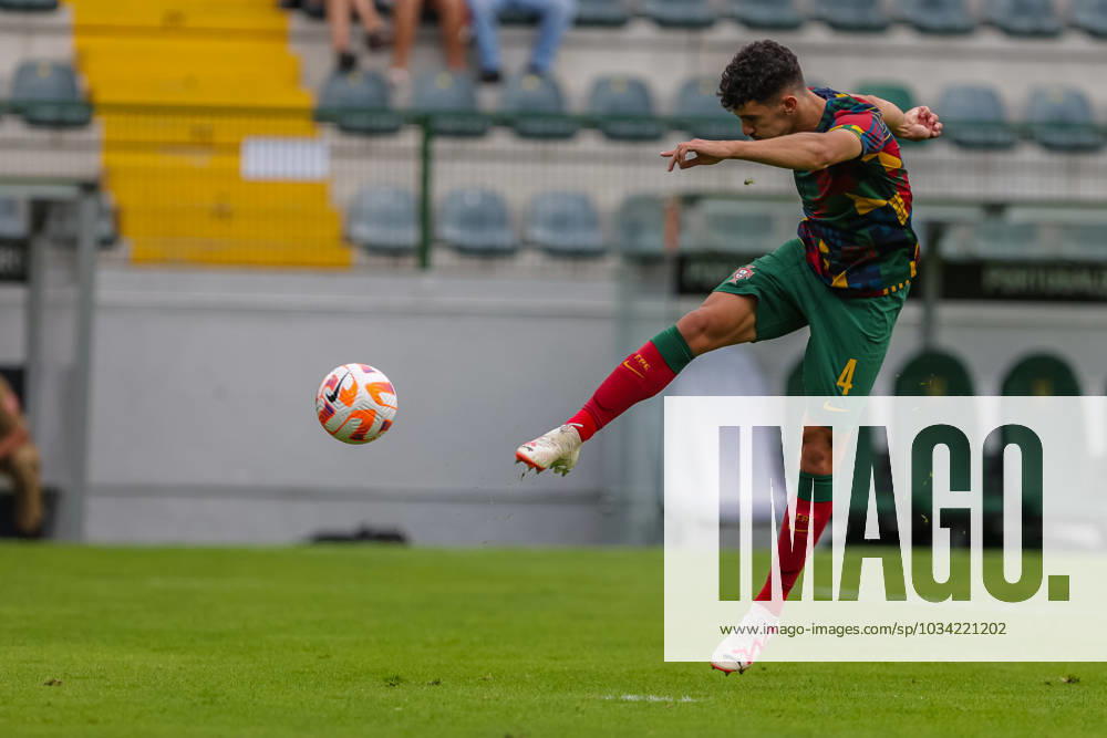2025 U21, U 21 EURO Qualifying, EM, Europameisterschaft Portugal vs Andorra Pacos de Ferreira, Portugal, September, 8, 2023, 2025 U21 Euro Qualifying, Portugal vs Andorra at the Estadio Capital do Movel, Tomas Araujo, photography by @guelbergoes Pacos de Ferreira Portugal