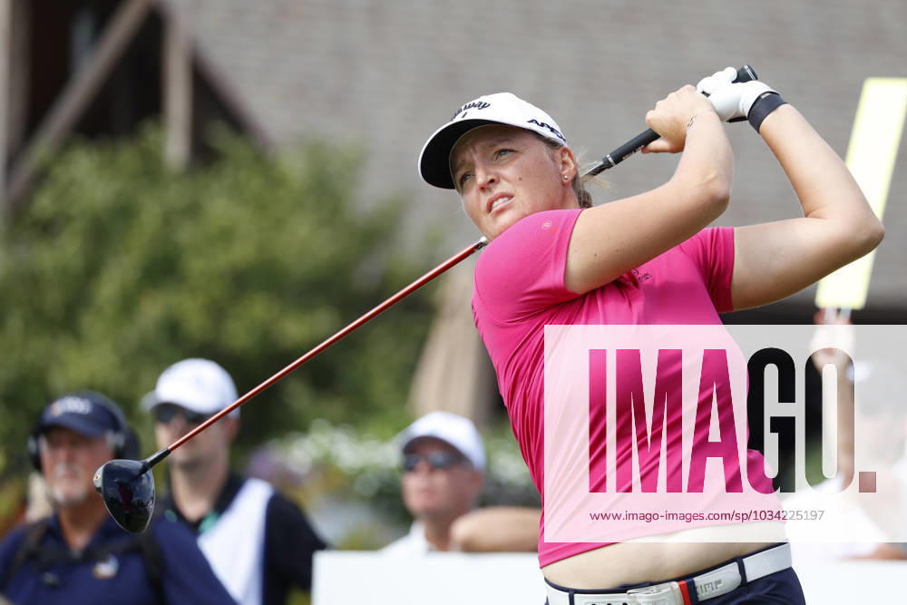 CINCINNATI, OH - SEPTEMBER 08: LPGA, Golf Damen golfer Perrine Delacour hits her tee shot on the 10th hole during the second round of the Kroger Queen City Championship at the Kenwood Country Club in Cincinnati, Ohio. (Photo by Brian Spurlock Icon Sportswire) GOLF: SEP 08 LPGA Kroger Queen City Championship Icon230908058