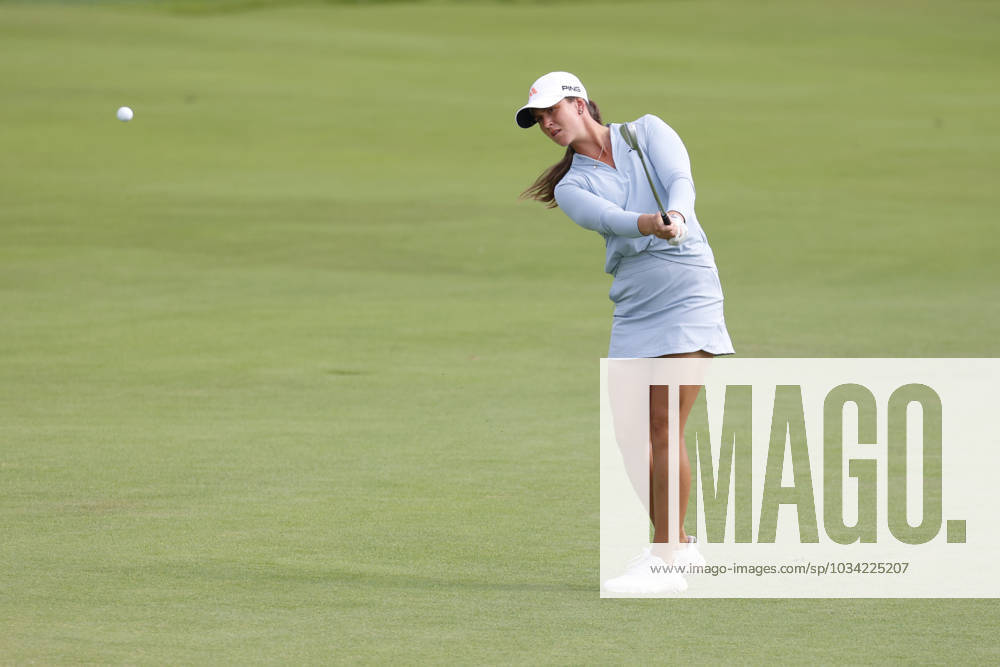 CINCINNATI, OH - SEPTEMBER 08: LPGA, Golf Damen golfer Linn Grant hits her approach shot on the 9th hole during the second round of the Kroger Queen City Championship at the Kenwood Country Club in Cincinnati, Ohio. (Photo by Brian Spurlock Icon Sportswire) GOLF: SEP 08 LPGA Kroger Queen City Championship Icon230908062