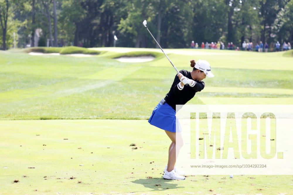 CINCINNATI, OH - SEPTEMBER 10: LPGA, Golf Damen player Minjee Lee plays her tee shot on the third hole during the final round of the Kroger Queen City Championship on September 10, 2023, at the Kenwood Country Club in Cincinnati, Ohio. (Photo by Brian Spurlock Icon Sportswire) GOLF: SEP 10 LPGA Kroger Queen City Championship Icon230910005