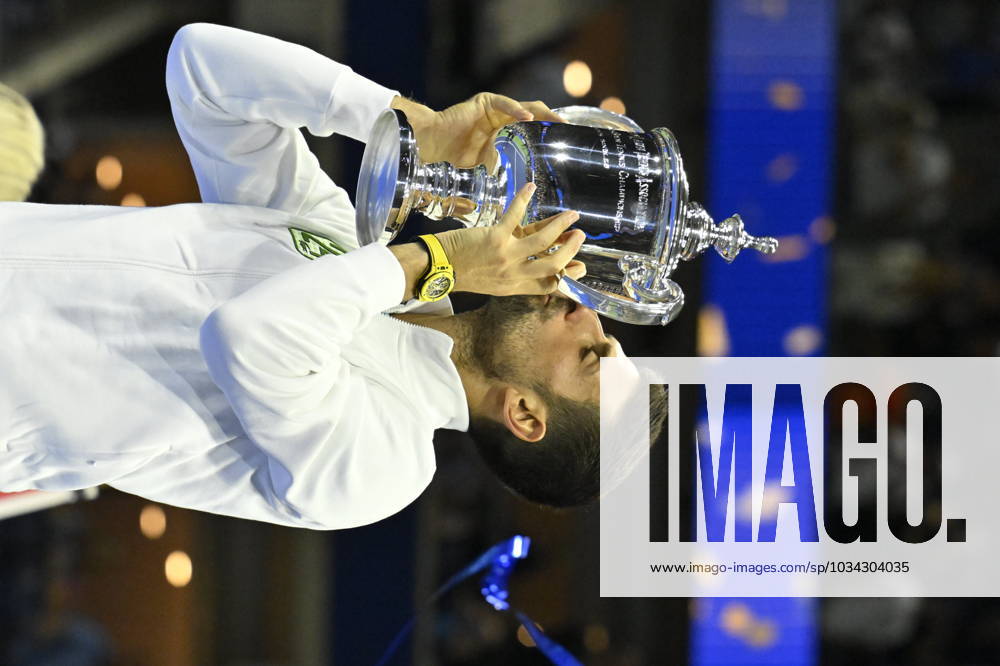 Tennis : Us Open 2023 - Novak Djokovic Us open 2023 Winner - and 24 Grand Chelem Tennis : US open 2023 - 10 09 23 ChrysleneCaillaud Panoramic