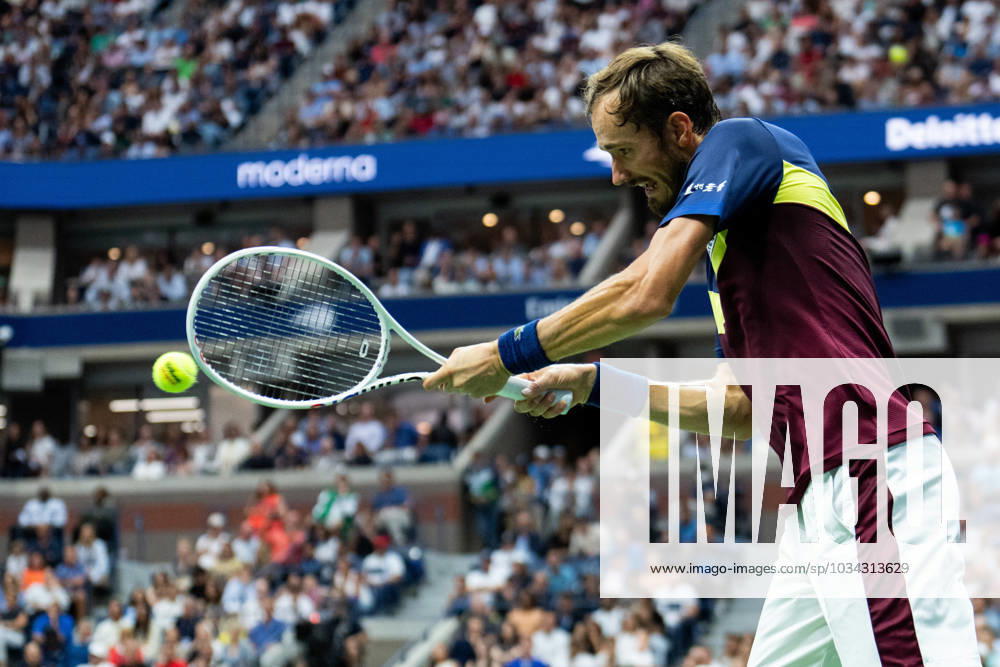 (230911) -- NEW YORK, Sept. 11, 2023 -- Daniil Medvedev of Russia hits a return during the men s singles match against Novak Djokovic of Serbia at the 2023 US Open tennis championships in New York, the United States, on Sept. 10, 2023. ) (SP)US-NEW YORK-TENNIS-US OPEN LiuxJie