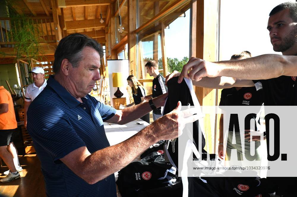 Gründau Golfpark Gut Hühnerhof Eintracht Frankfurt Golf Open Heribert Bruchhagen Ex Board Eintracht Frankfurt and HSV