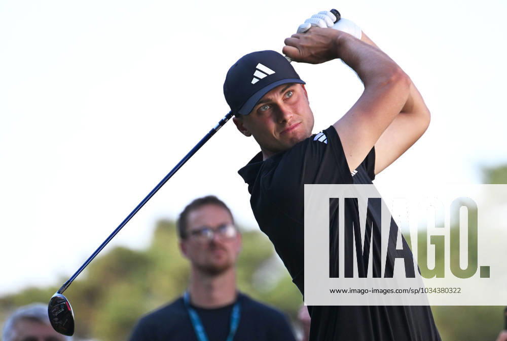 Mandatory Credit: Photo by Sandra Mailer Shutterstock (14094593g) Ludvig Aberg (SWE) drives off the 15th at the BMW PGA, Golf Herren Championships Wentworth BMW PGA Championship, Day 1, Golf, Wentworth Club, UK - 14 Sep 2023 BMW PGA Championship, Day 1, Golf, Wentworth Club, UK - 14 Sep 2023