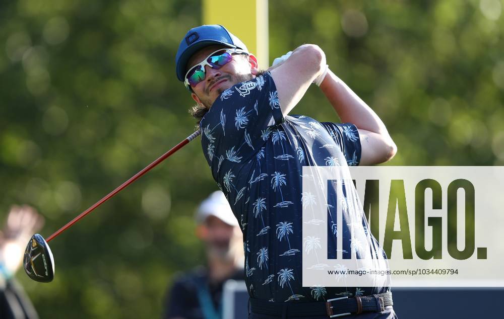 BMW PGA, Golf Herren Championship, Round 2, DP World Tour, European Tour, Wentworth Golf Club, Surrey, UK. - 15th September 2023. Ewen Ferguson of Scotland. - BMW PGA Championship, Round 2, DP World Tour, European Tour, Wentworth Golf Club, Surrey, UK. - 15th September 2023. Surrey Wentworth Golf Course United Kingdom