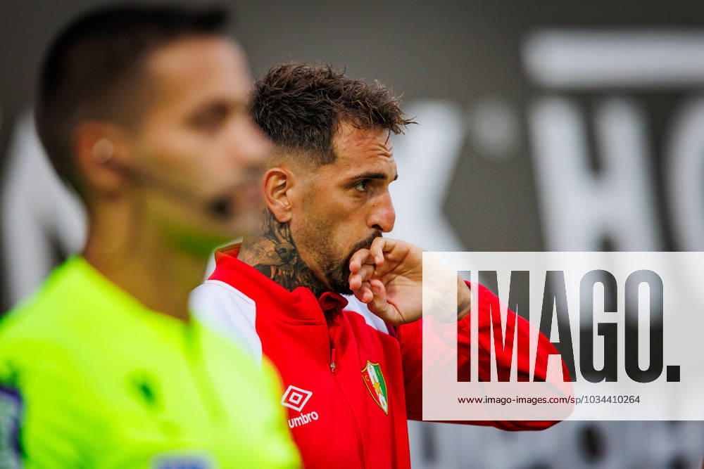Miguel Lopes during Liga Portugal 2023 24 game between CF Estrela Amadora and FC Porto at Estadio Jose Gomes Amadora, Lisboa, Portugal. (Maciej Rogowski) Amadora Estadio Jose Gomes Portugal