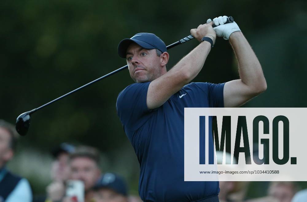 BMW PGA, Golf Herren Championship, Round 2, DP World Tour, European Tour, Wentworth Golf Club, Surrey, UK. - 15th September 2023. Rory McIlroy of Northern Ireland and Team Europe. - BMW PGA Championship, Round 2, DP World Tour, European Tour, Wentworth Golf Club, Surrey, UK. - 15th September 2023. Surrey Wentworth Golf Course United Kingdom