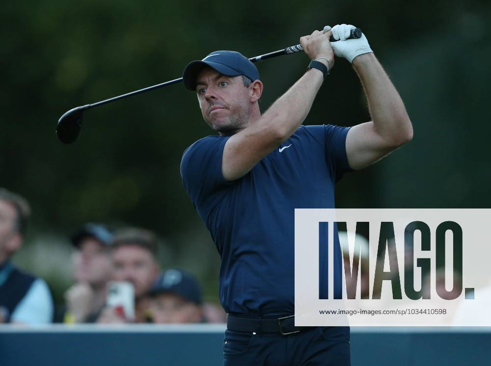BMW PGA, Golf Herren Championship, Round 2, DP World Tour, European Tour, Wentworth Golf Club, Surrey, UK. - 15th September 2023. Rory McIlroy of Northern Ireland and Team Europe. - BMW PGA Championship, Round 2, DP World Tour, European Tour, Wentworth Golf Club, Surrey, UK. - 15th September 2023. Surrey Wentworth Golf Course United Kingdom