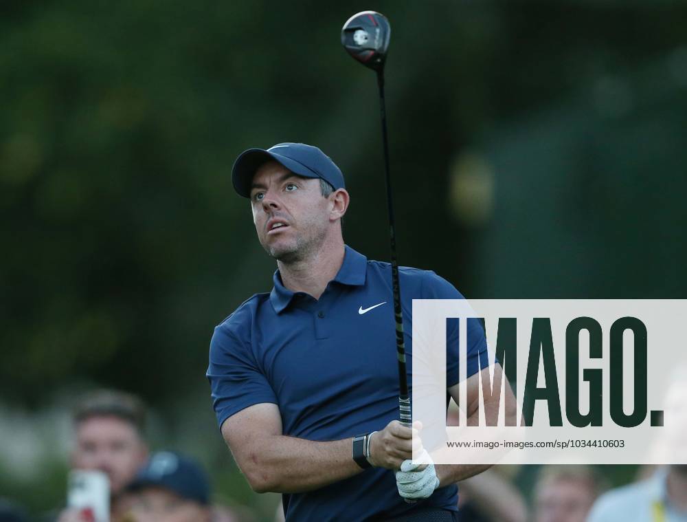 BMW PGA, Golf Herren Championship, Round 2, DP World Tour, European Tour, Wentworth Golf Club, Surrey, UK. - 15th September 2023. Rory McIlroy of Northern Ireland and Team Europe. - BMW PGA Championship, Round 2, DP World Tour, European Tour, Wentworth Golf Club, Surrey, UK. - 15th September 2023. Surrey Wentworth Golf Course United Kingdom