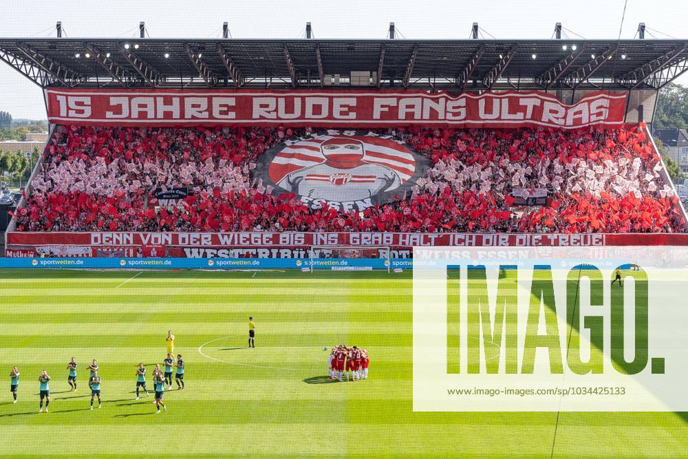 15 years Rude Fans Essen Ultras, choreography in the stadium at the Hafenstrasse, GER Rot Weiss Essen vs SSV Jahn Regensburg, football, 3 Bundesliga, matchday 6, season 2023 2024, 16 09 2023 DFB DFL REGULATES PROHIBIT ANY USE OF PHOTOGRAPHS AS IMAGE SEQUENCES AND OR QUASI VIDEO, GER Rot Weiss Essen vs SSV Jahn Regensburg, football, 3 Bundesliga, matchday 6, season 2023 2024, 16 09 2023 Essen