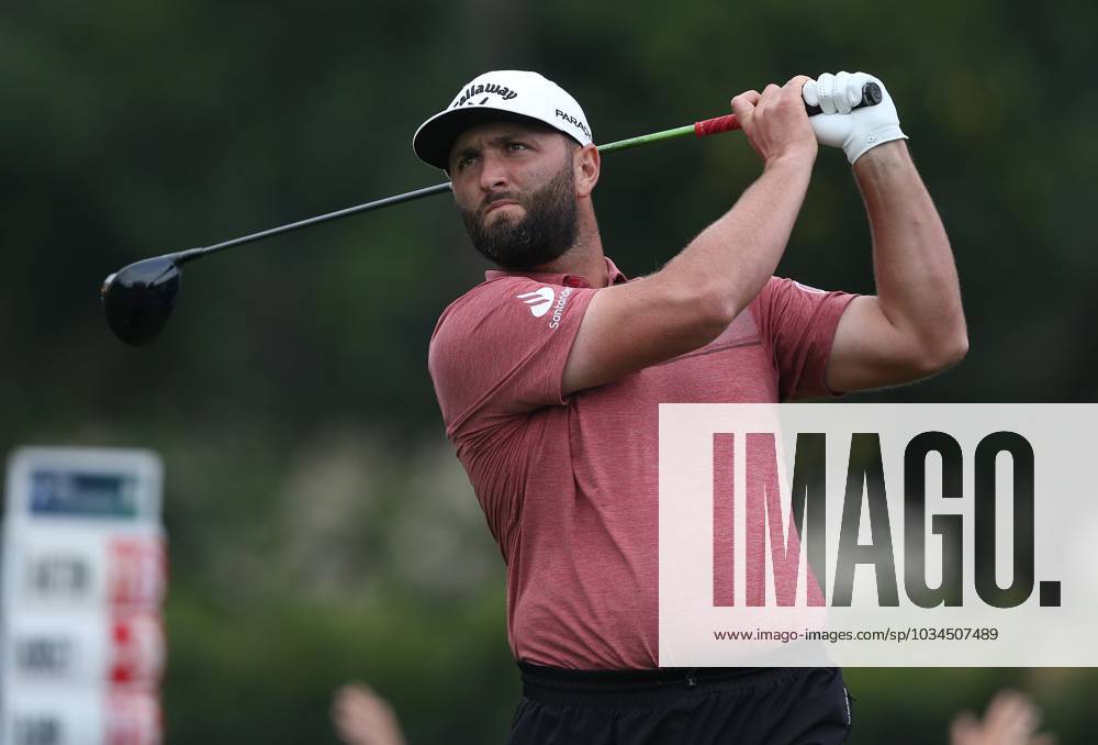 BMW PGA, Golf Herren Championship, Round 4, DP World Tour, European Tour, Wentworth Golf Club, Surrey, UK. - 17th September 2023. Jon Rahm of Spain and Team Europe. - BMW PGA Championship, Round 4, DP World Tour, European Tour, Wentworth Golf Club, Surrey, UK. - 17th September 2023. Surrey Wentworth Golf Course United Kingdom