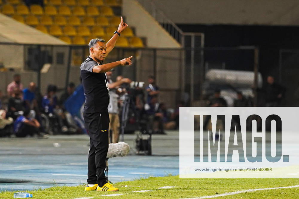 Iraq s Al-Quwa Al-Jawiya (Air Force)?? Iran s Sepahan - AFC Champions League in Erbil, Iraq - 18 Sep 2023 Sepahan Portuguese coach Jose Manuel during the first round of the AFC Champions League group stage matches between Iraq s Al-Quwa Al-Jawiya (Air Force) and Iran s Sepahan in Franso Hariri stadium in Erbil city, the capital of Iraq s northern autonomous Kurdistan region. Final score 2-2 Erbil Iraq