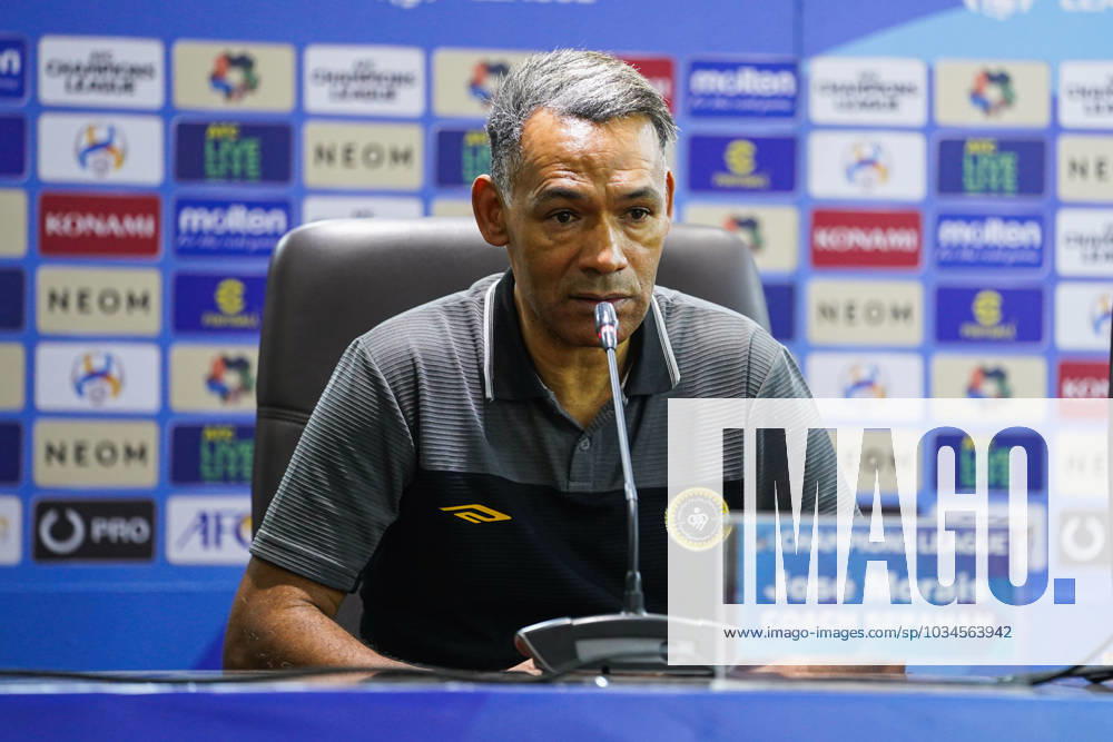 Iraq s Al-Quwa Al-Jawiya (Air Force)?? Iran s Sepahan - AFC Champions League in Erbil, Iraq - 18 Sep 2023 Sepahan Portuguese coach Jose Manuel Morais speaks during a press conference, PK, Pressekonferenz after the first round of the AFC Champions League group stage matches between Iraq s Al-Quwa Al-Jawiya (Air Force) and Iran s Sepahan in Franso Hariri stadium in Erbil city, the capital of Iraq s northern autonomous Kurdistan region. Final score 2-2 Erbil Iraq