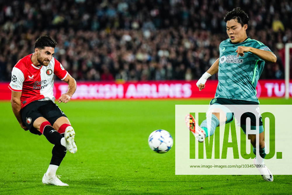UEFA Champions League: Feyenoord v Celtic Rotterdam - Alireza Jahanbakhsh of Feyenoord, Hyunjun Yang of Celtic during the 1st leg of the UEFA Champions League between Feyenoord v Celtic at Stadion Feijenoord De Kuip on 19 September 2023 in Rotterdam, The Netherlands.