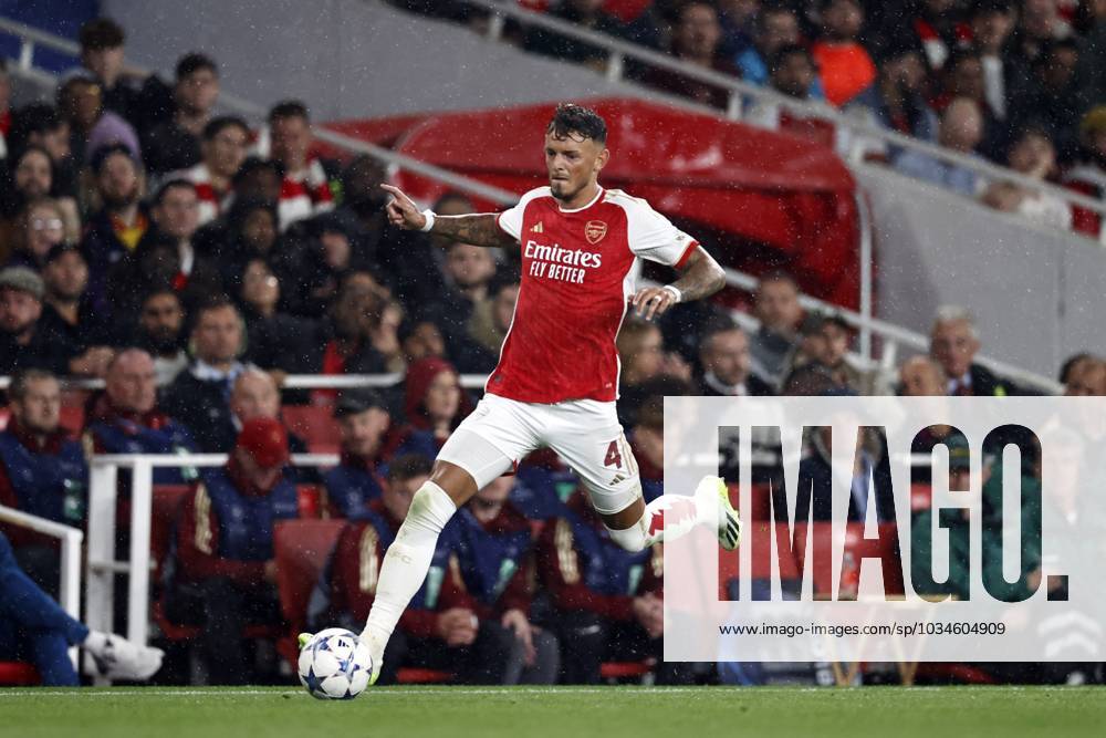 LONDON - Ben White of Arsenal FC during the UEFA Champions League match between Arsenal FC and PSV Eindhoven at Emirates Stadium on September 20, 2023 in London, United Kingdom. ANP MAURICE VAN STEEN Group B - UEFA Champions League 2023 2024 ANPxSportx IVx 478805545 originalFilename: 478805545