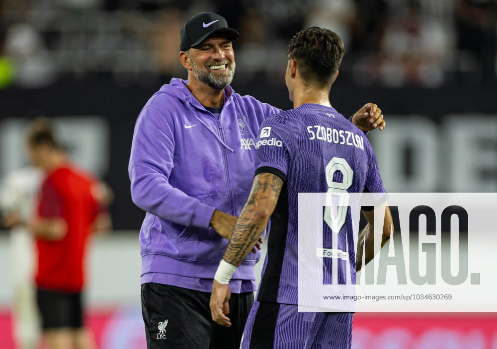 Football - UEFA Europa League - Group E - LASK v Liverpool FC LINZ, AUSTRIA - Thursday, September 21, 2023: Liverpool s manager Jürgen Klopp (L) celebrates with Dominik Szoboszlai after the UEFA Europa League Group E matchday 1 game between LASK and Liverpool FC at the Raiffeisen Arena. Liverpool won 3-1. LINZ Raiffeisen Arena UPPER AUSTRIA AUSTRIA