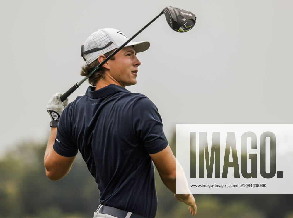 James Piot of the US watches his tee shot on the sixteenth hole during the first round of the 2023 LIV Golf League tournament at Rich Harvest Farms in Sugar Grove, Illinois, on Friday September 22, 2023. Tournament play runs from September 22nd through the 24th. SGI20230922821 TANNENxMAURY