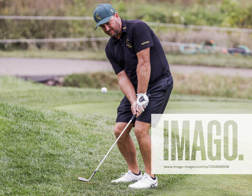 Graeme McDowell of Northern Ireland chips onto the fifteenth green during the first round of the 2023 LIV Golf League tournament at Rich Harvest Farms in Sugar Grove, Illinois, on Friday September 22, 2023. Tournament play runs from September 22nd through the 24th. SGI20230922827 TANNENxMAURY